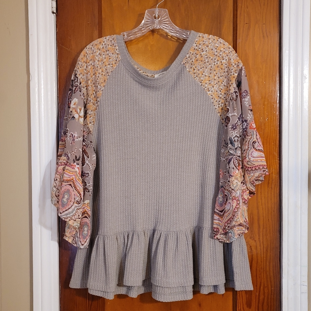 🌷Gorgeous Umgee Top